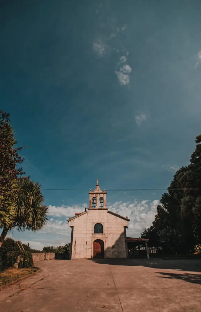 Tiradentes com extremos: 30 °c e ventos de 70 km/h